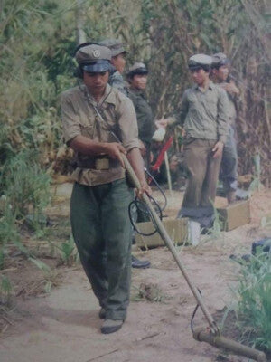 Soviet IMP Mine Detector