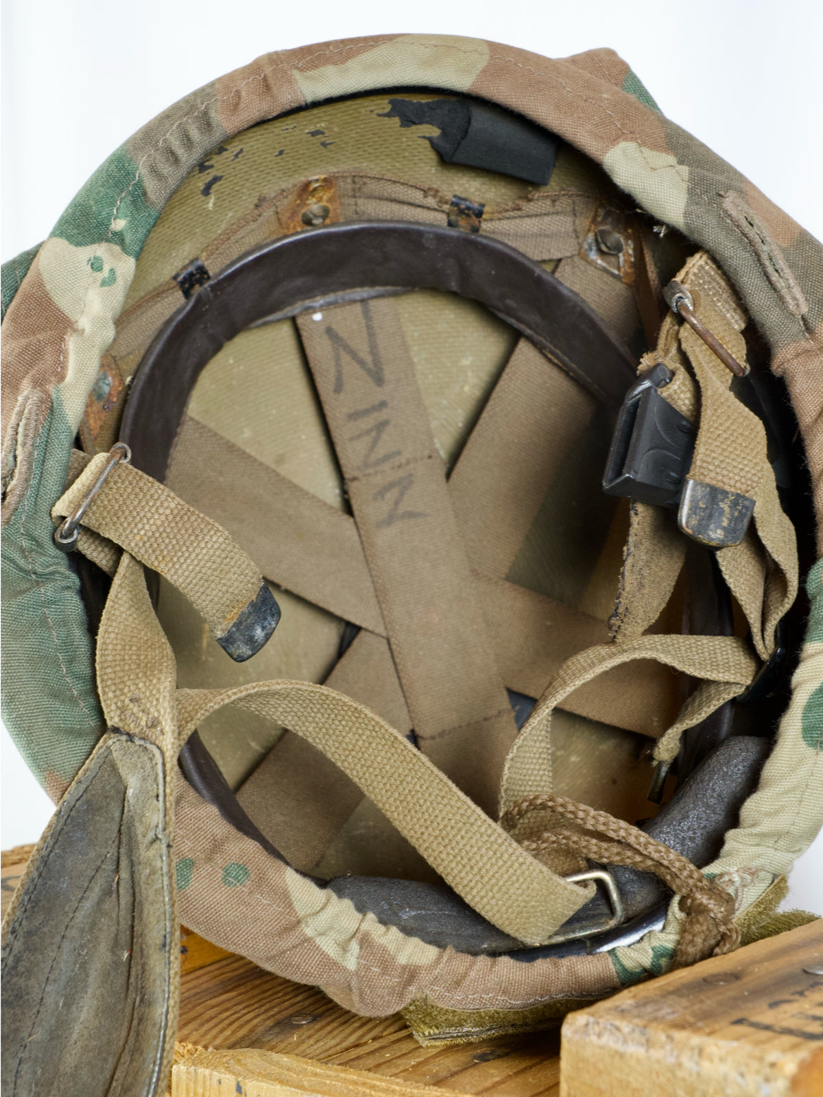 SANDF M83 Kevlar helmet with S2000 cover