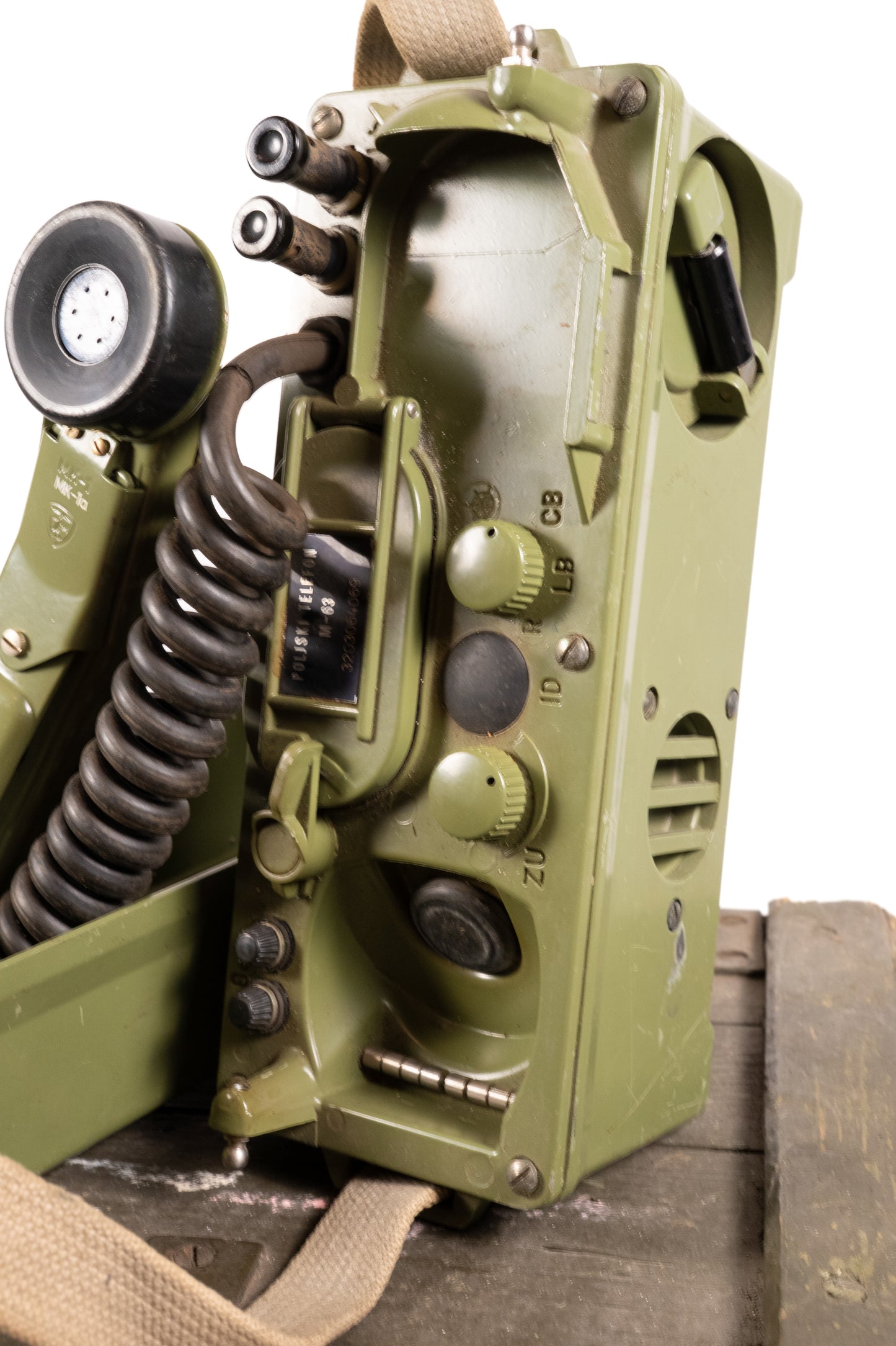 Yugoslavian M-63 JNA Military Field Telephone – Iskra